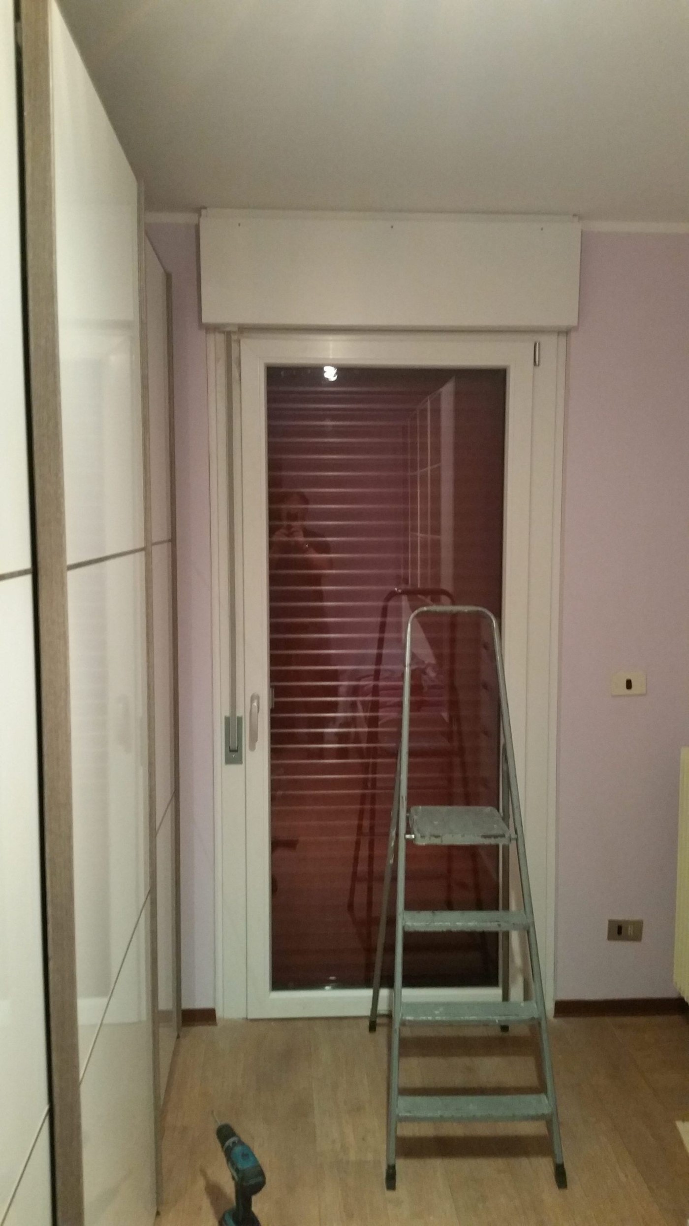 Serramenti in pvc Oknoplast rosso fuoco 