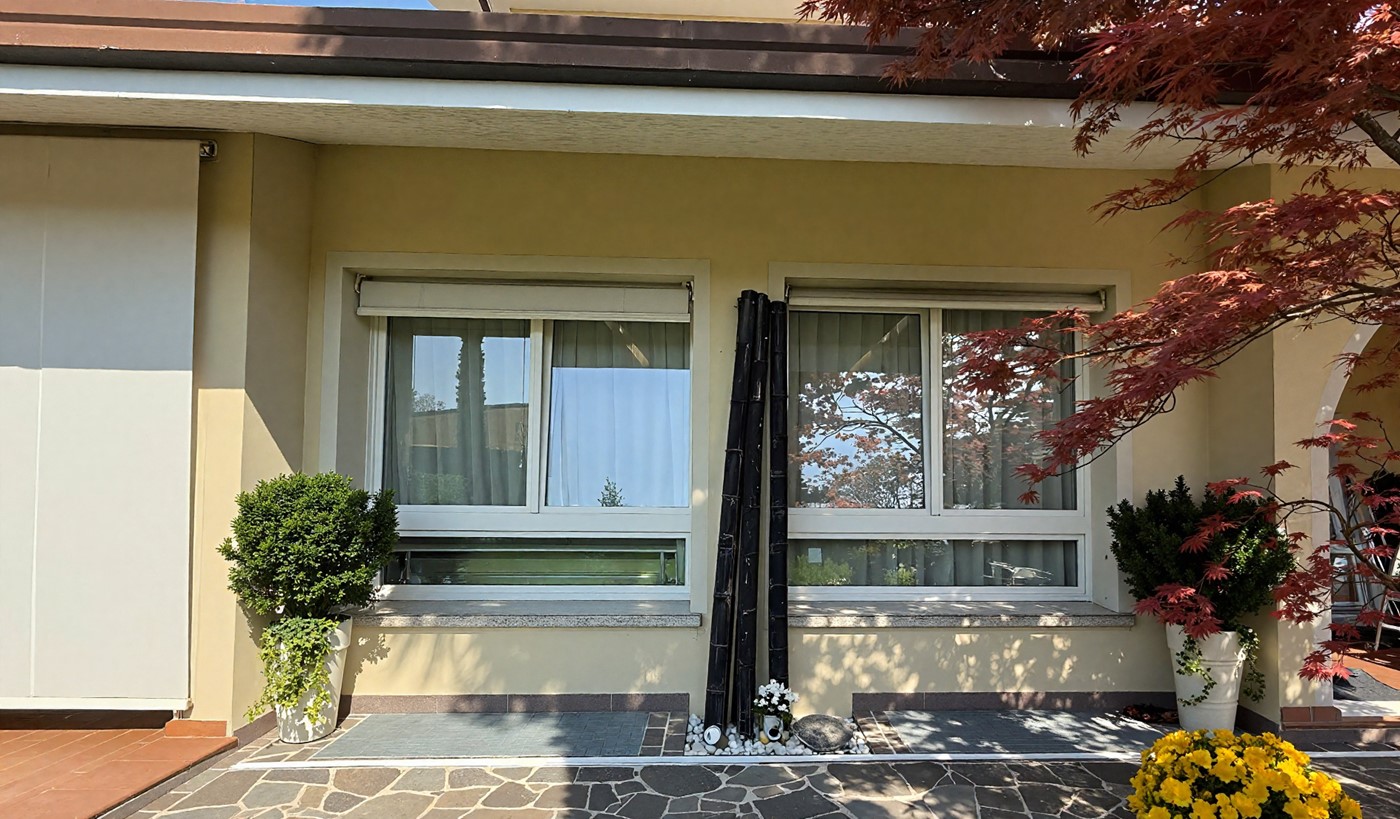 Negozio e Abitazione firmati Oknoplast a Maserada 