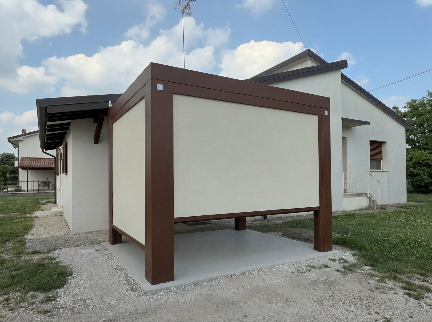 Pergola bioclimatica R600 a Villorba 